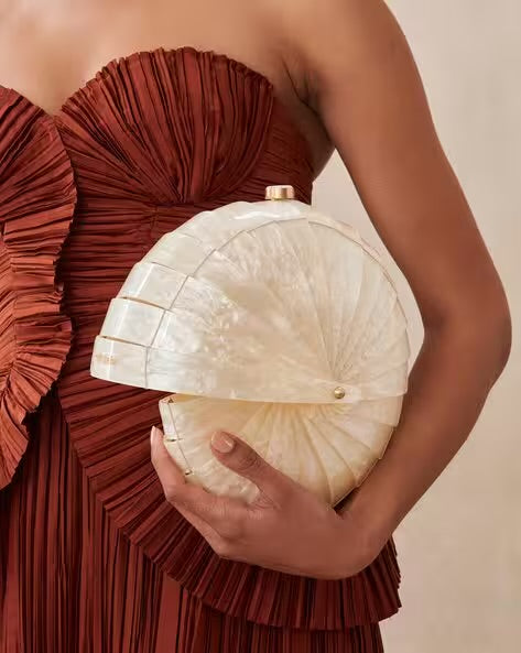 Cult Gaia Sirena Clutch